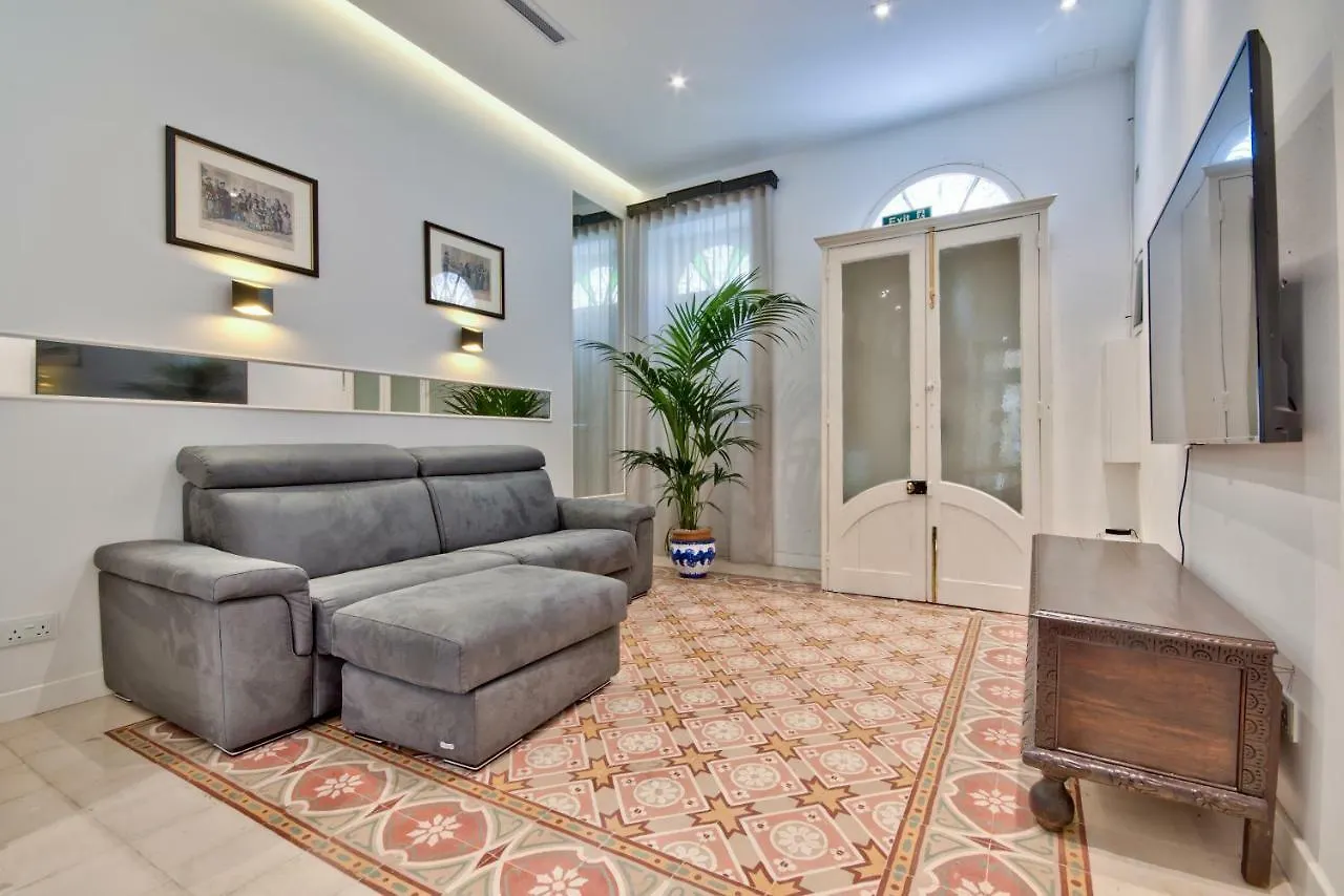 Holiday home Vacation Townhouse Villa Sliema