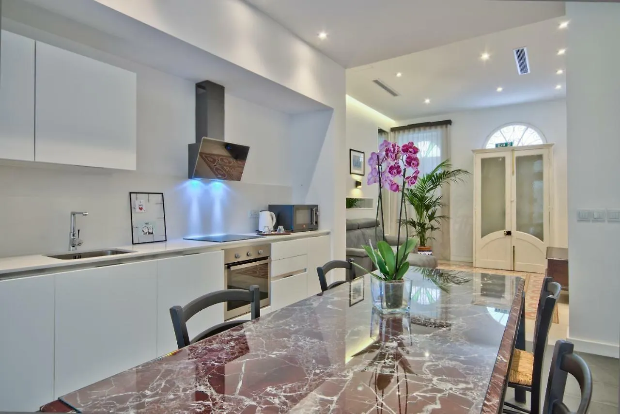 Vacation Townhouse Villa Sliema